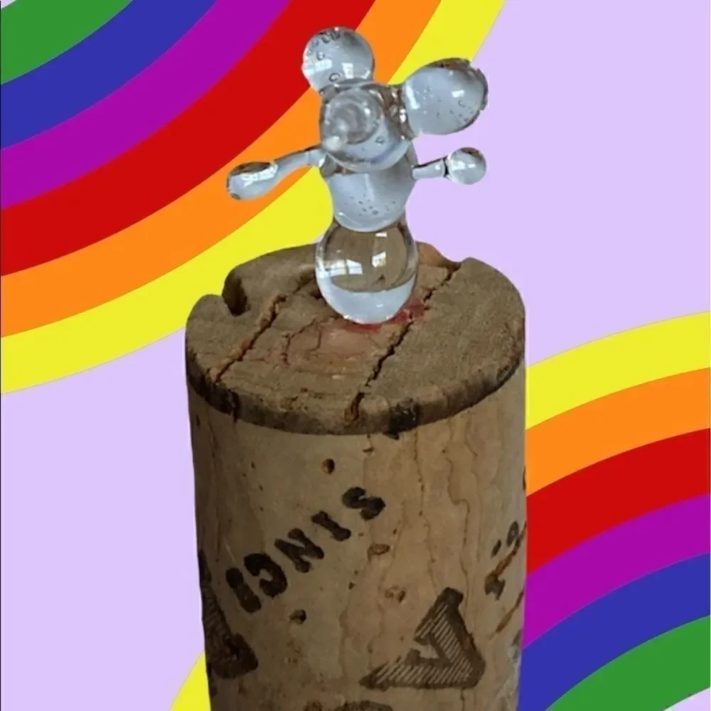 **Wine Cork Desk Buddy